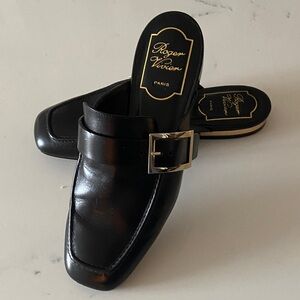 Roger Vivier Black Leather Mules